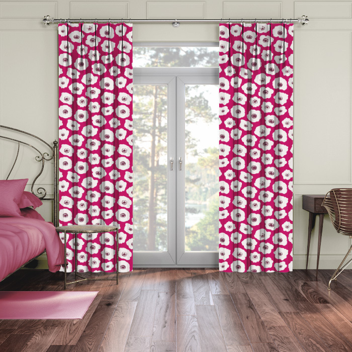 Curtains in Vallmo Cerise