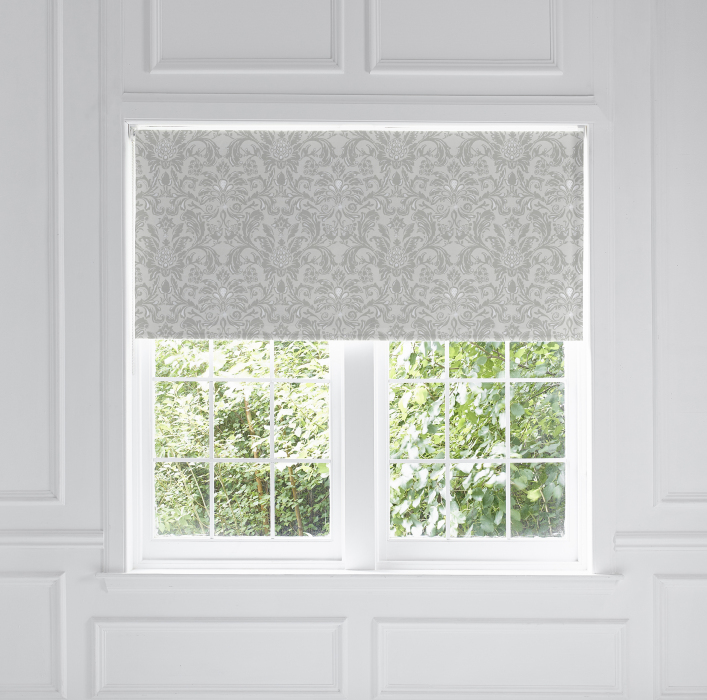 Roller Blind in Arran Blackout Amethyst